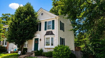 2 Fairmont Place , Sterling,  20165