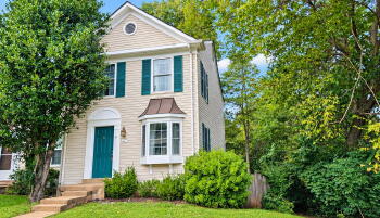 2 Fairmont Place , Sterling,  20165