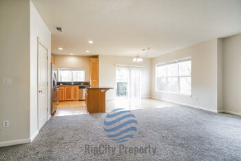 1090 Southwest 170th Avenue #201, Beaverton,  97006