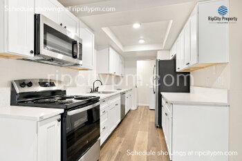 244 Northeast 25th Avenue , Hillsboro,  97124