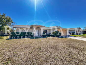 208 Southeast 17th Street , Cape Coral,  33990