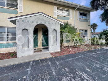 6635 Warwick Circle-8 , Fort Myers,  33919