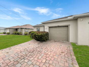 1320 Trafalgar Parkway , Cape Coral,  33991