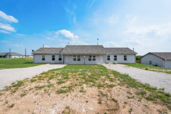 108 James Court Unit 100, Decatur,  76234