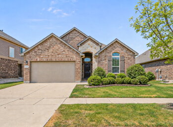 821 Falcon Road , Argyle,  76226