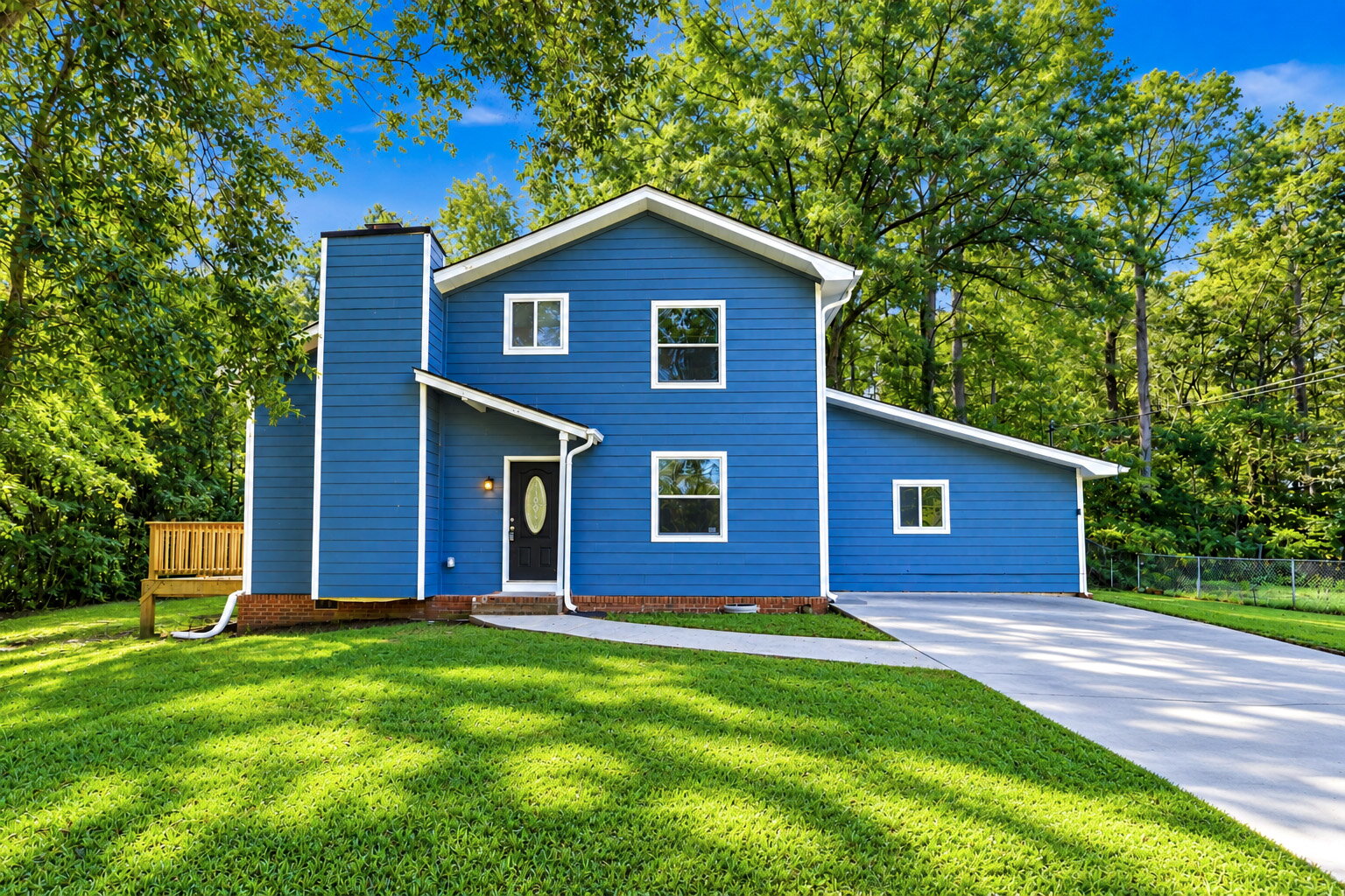 3 Bedroom Rental – 2425 Falls River Dr, Lithia Springs, GA 30122