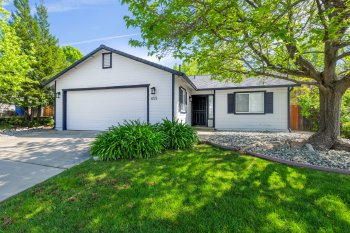855 Montcrest Drive , Redding,  96003