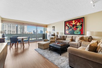 10701 Wilshire Blvd #1002 , Los Angeles,  90024