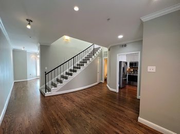 4040 Avondale Avenue #208, Dallas,  75219