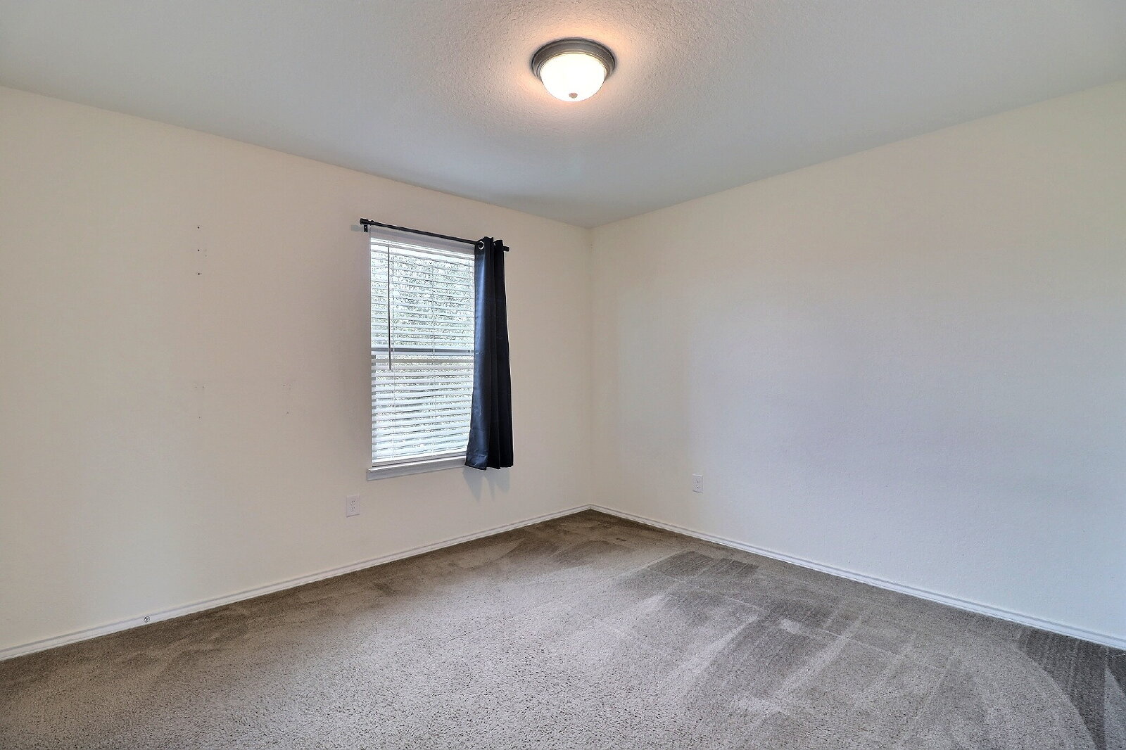 Photo 12 of 9639 Pleasanton Place