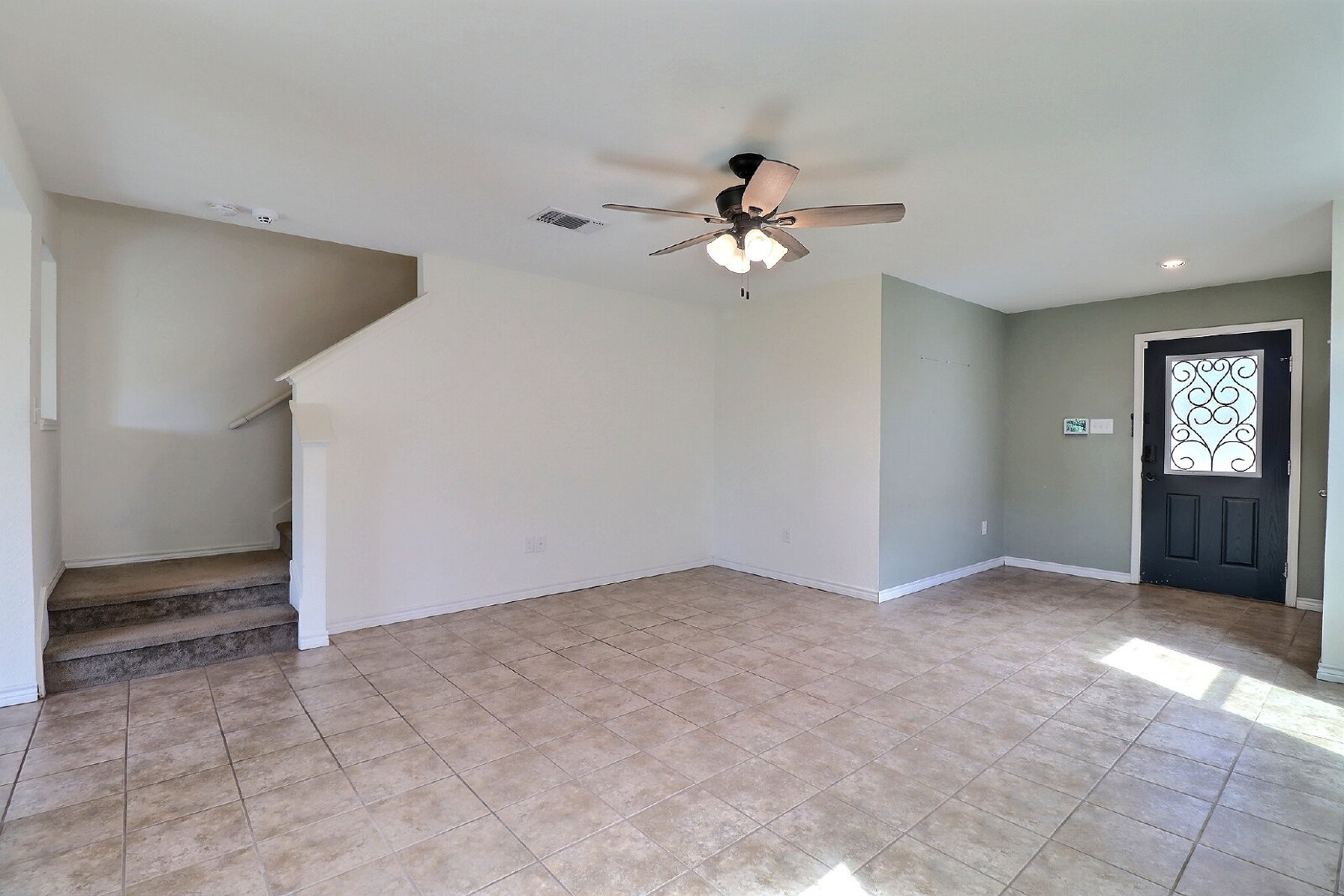 Photo 3 of 9639 Pleasanton Place