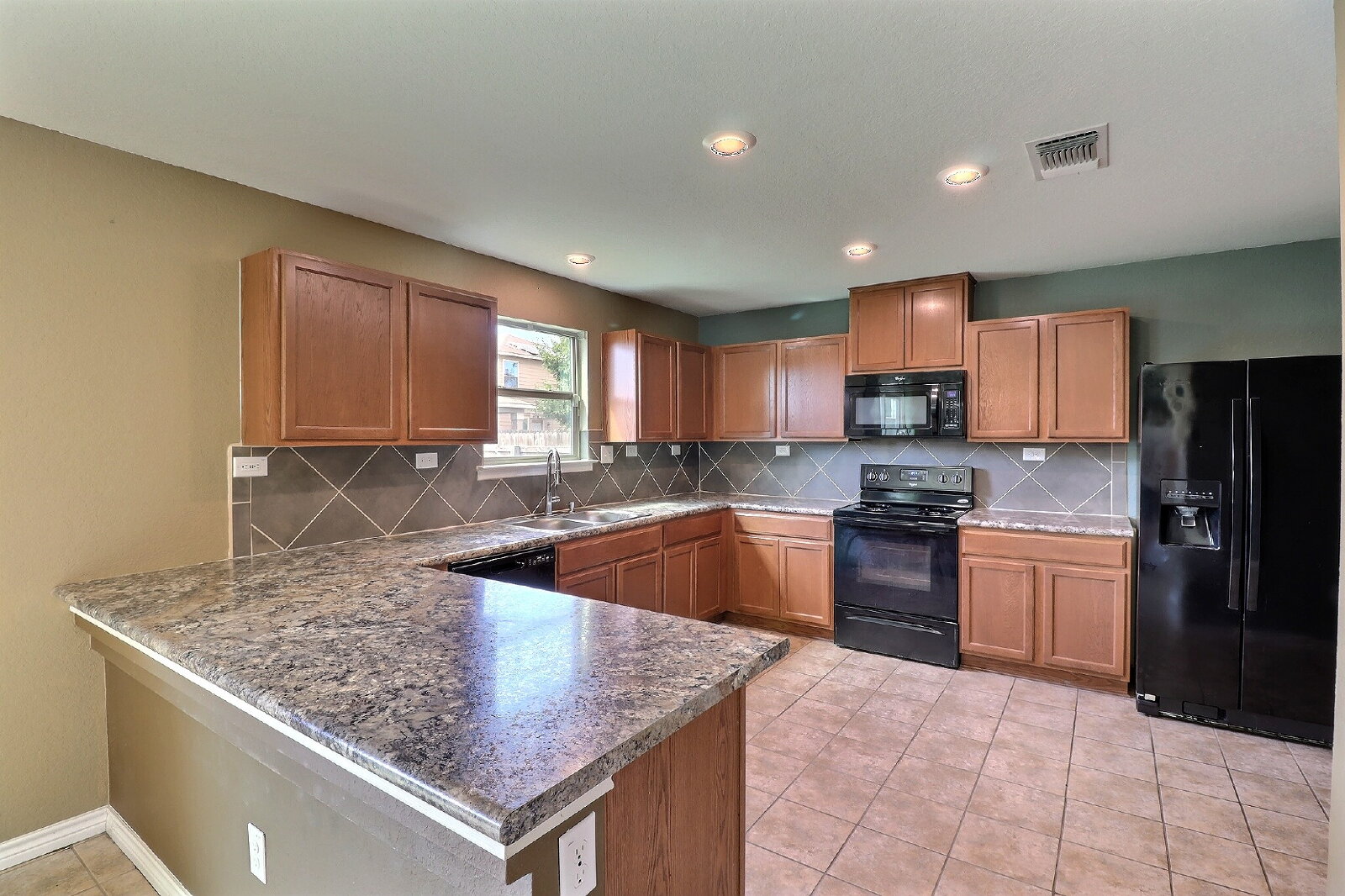Photo 6 of 9639 Pleasanton Place
