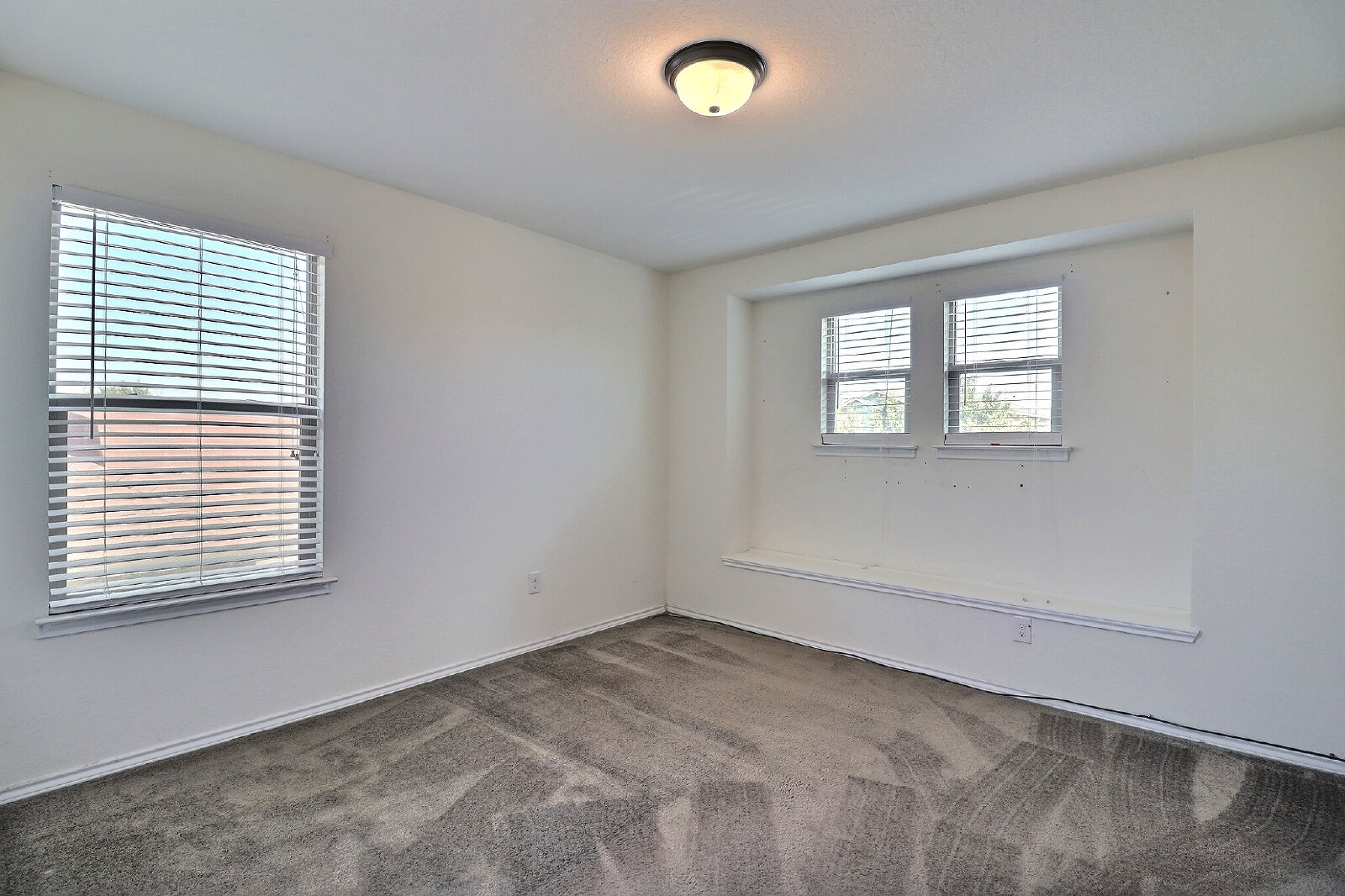 Photo 14 of 9639 Pleasanton Place