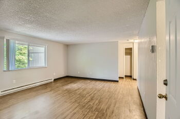 691 Molalla Avenue 18, Oregon City,  97045
