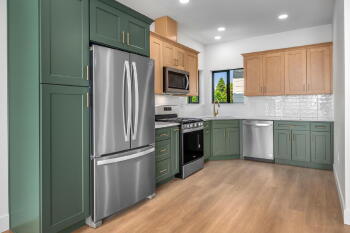 10733 NE Fremont Street , Portland,  97220