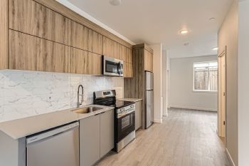 11 NE 55th Avenue Unit 106, Portland,  97213