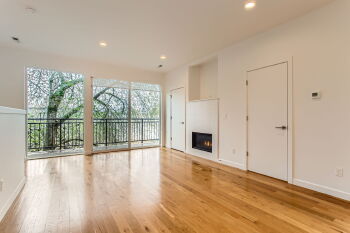 1012 N Ainsworth St , Portland,  97217