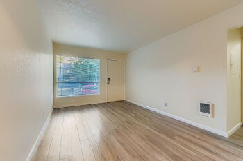 130 NE 17th Ave Unit 19, Portland,  97232