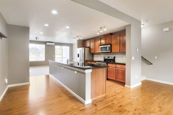 605 Northwest Lost Springs Terrace unit 103 , Beaverton,  97229