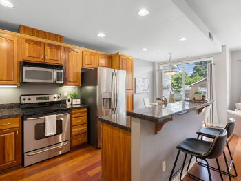 2616 SW Hume Court , Portland,  97219