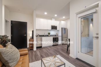 1545 NE 41st Avenue 204, Portland,  97232