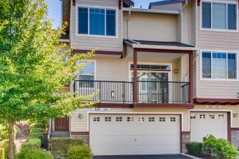 836 NW 118th Ave #101 , Portland,  97229