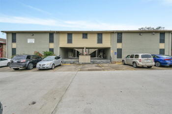 1910 Willowbend St. #10, Conroe,  77301