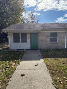 407 W. Commercial , Charleston,  63834