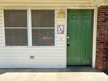 712 W. Warren St. , Charleston,  63834