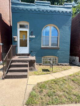 2825 Hickory St , St. Louis,  63104
