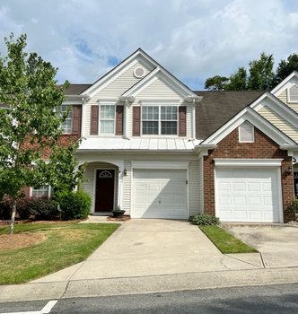 8214 Drakeview Court , Charlotte,  28270