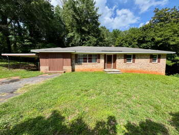 1202 Garden Circle , Seneca,  29672
