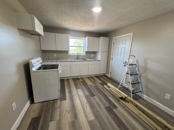 118 Harrys Drive , Westminster,  29693