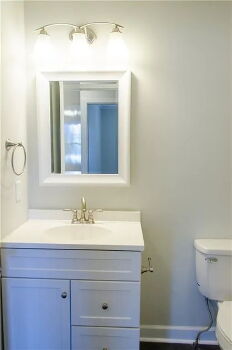 705 S Cherry St , Seneca,  29678