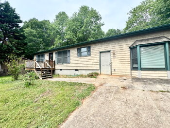 1713 East Main Street , Westminster,  29693