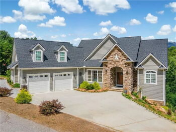 104 Wandering Way , Pickens,  29671