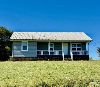 101 Ashley Drive , Walhalla,  29691