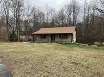 307 Capps Road , Walhalla,  29691