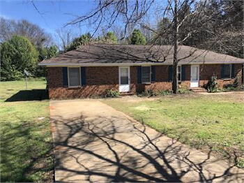 102 Colts Run Court , Dalzell,  29040