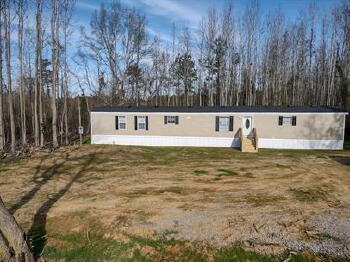 6835 Catchall Road , Dalzell,  29040