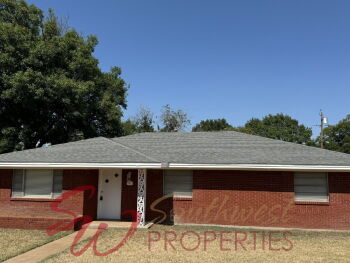 1821 North McCart Street , Stephenville,  76401