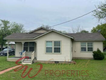 389 West Sloan Street , Stephenville,  76401