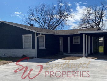 420 North Harbin Drive , Stephenville,  76401