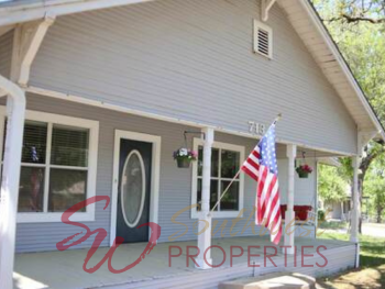 713 Long , Stephenville,  76401