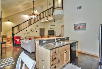 910 W. Jones St., Apt 3 , Stephenville,  76401