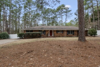 530 Hill Road , Southern Pines,  28387
