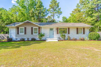 620 East New England Avenue , Pinebluff,  28373