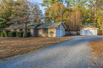 805 Barnell Drive , Aberdeen,  28315