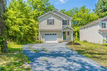 1040 West Indiana Avenue , Southern Pines,  28387