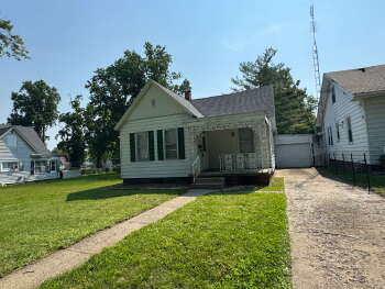 1114 N MacArthur Blvd , Springfield,  62702